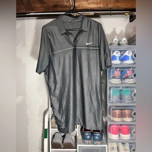 Nike Men's Black Dri-FIT Polo Shirt. Tiger Woods Collection - Picture 1 of 4